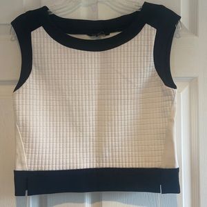 Banana republic crop top. Black and white
